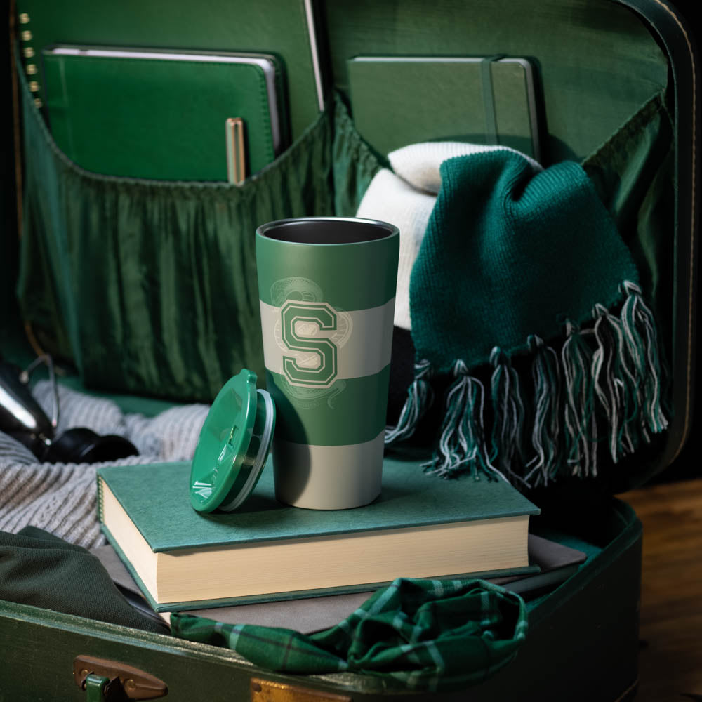 harry-potter-tumbler-e6 84ce9e4c9c5c--HarryPotter-Slytherin-4.jpg